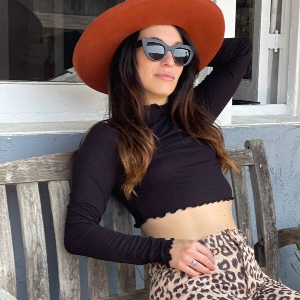 NWT Ribbed Long‎ Sleeve Crop Top - Picture 5 of 5